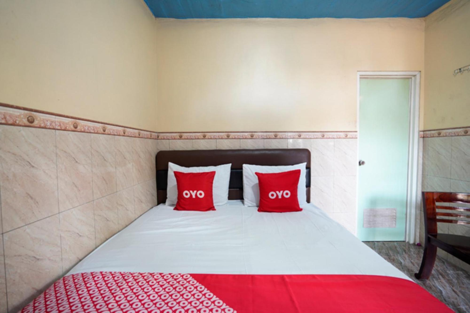 Oyo 927 Carina Hotel Claket Eksteriør bilde